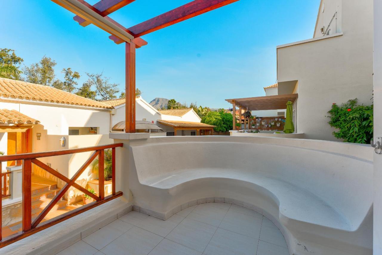 Chalet Playa De Las Americas Arona  Eksteriør billede