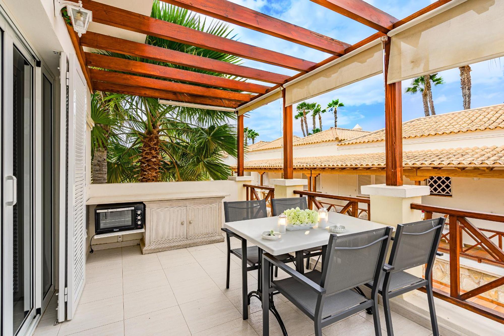 Chalet Playa De Las Americas Arona  Eksteriør billede